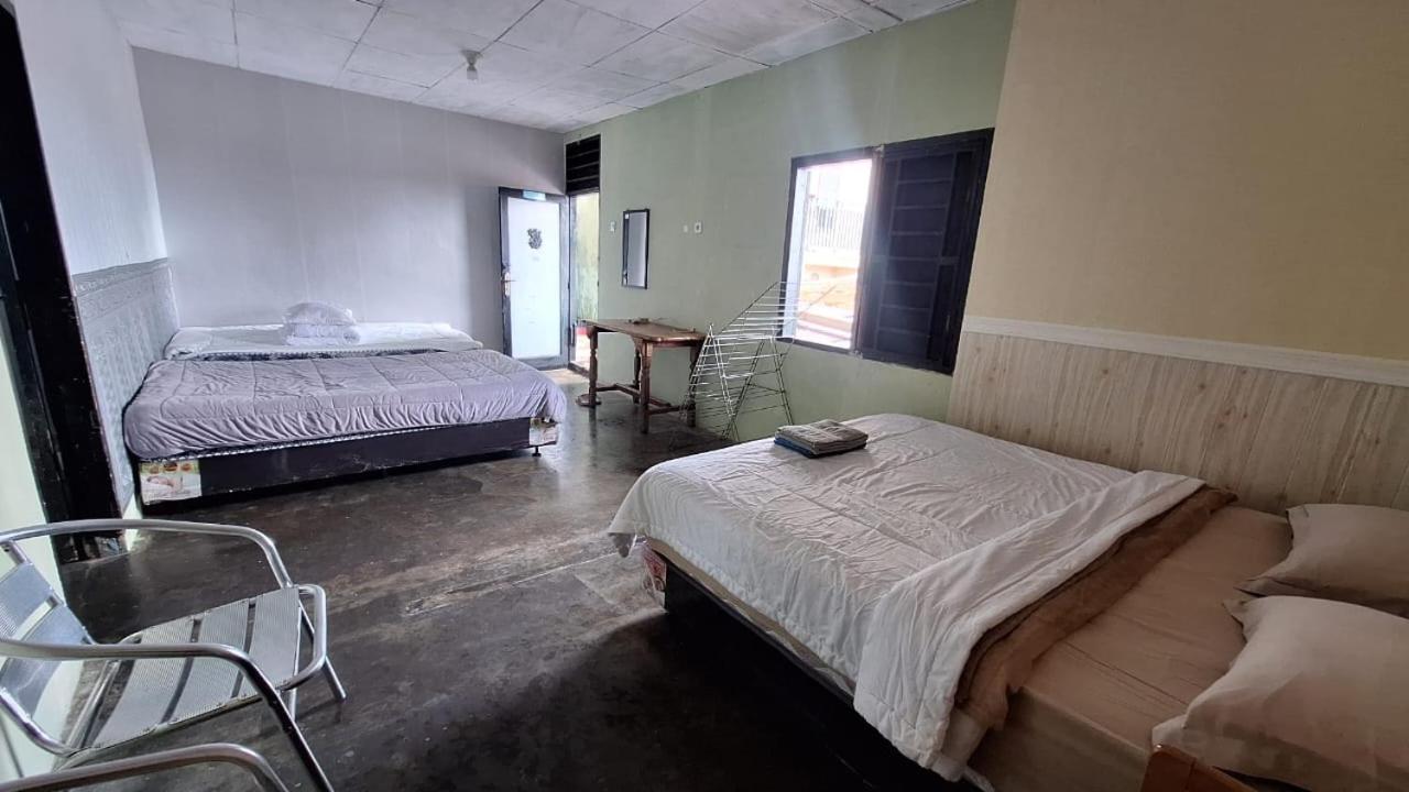 Smiley'S Homestay Berastagi Εξωτερικό φωτογραφία