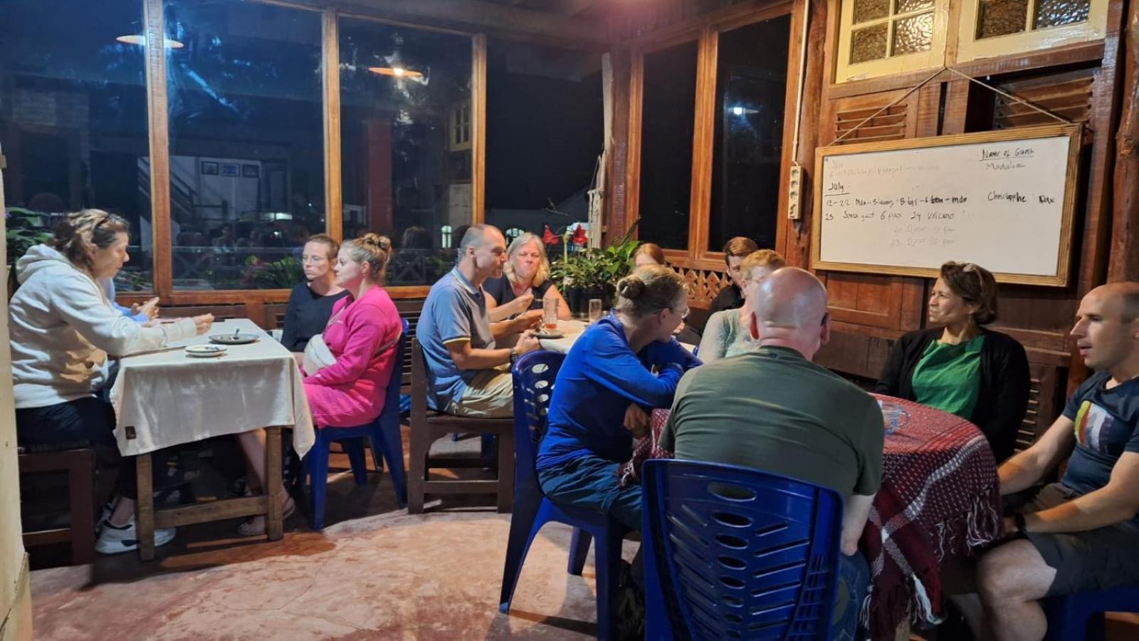 Smiley'S Homestay Berastagi Εξωτερικό φωτογραφία