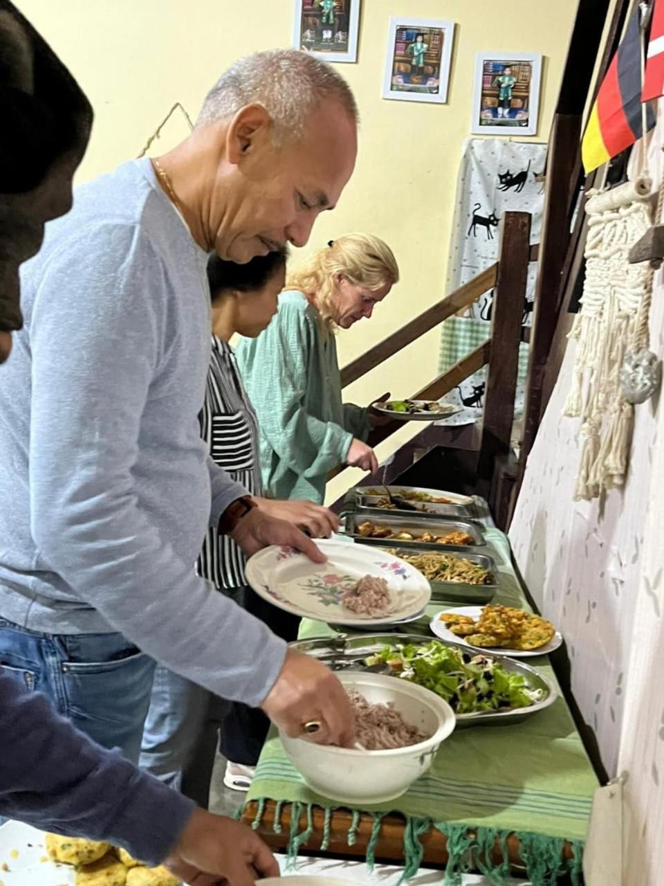 Smiley'S Homestay Berastagi Εξωτερικό φωτογραφία