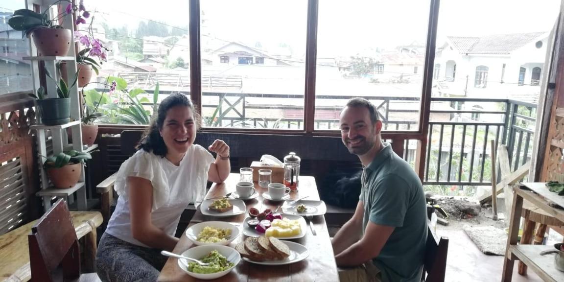 Smiley'S Homestay Berastagi Εξωτερικό φωτογραφία